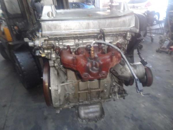 MOTEUR FORD 1.7 ESSENCE - Vue 3